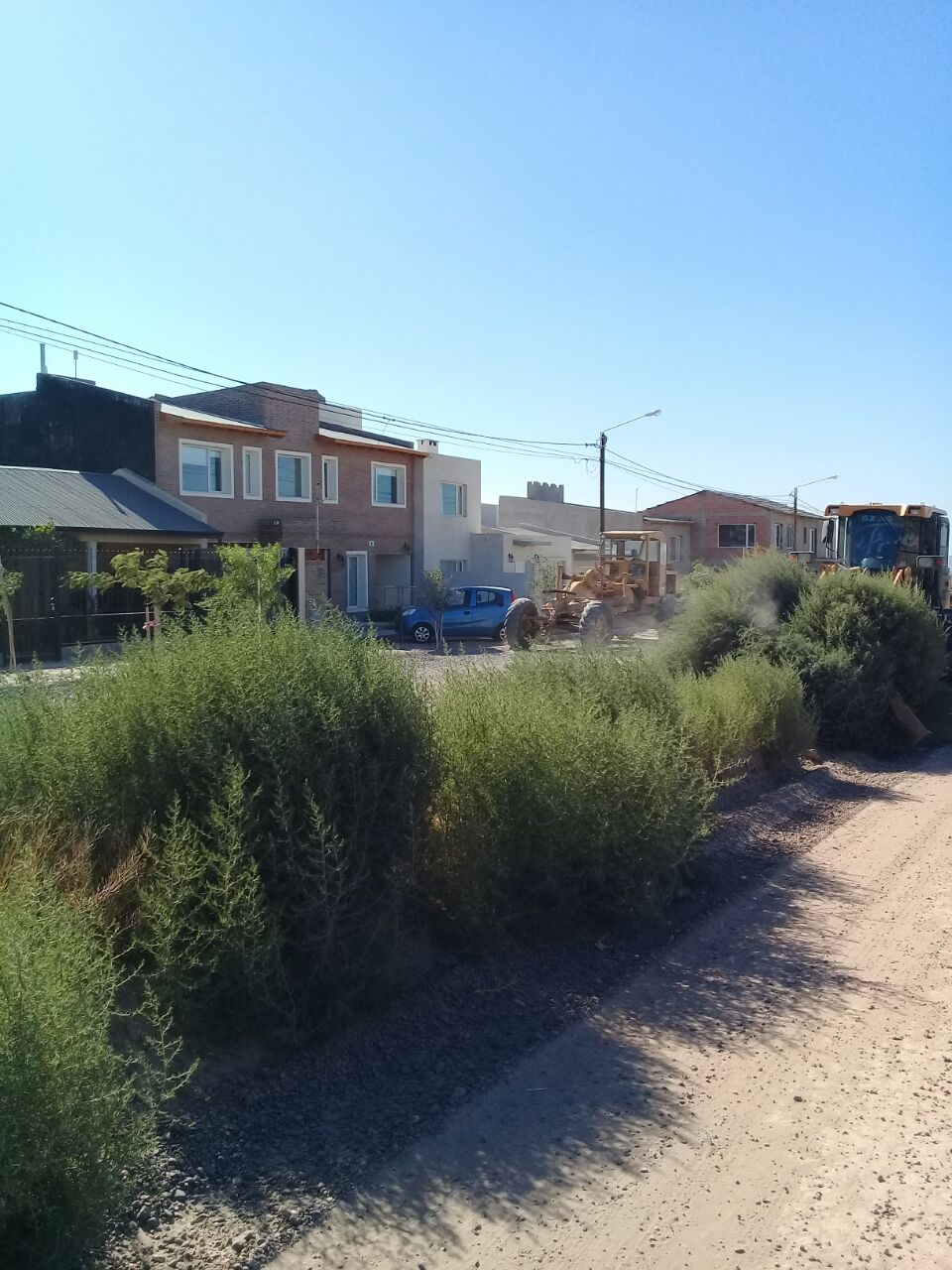 Otro fin de semana con un intensivo plan de limpieza y repaso de calles en todo Puerto Madryn