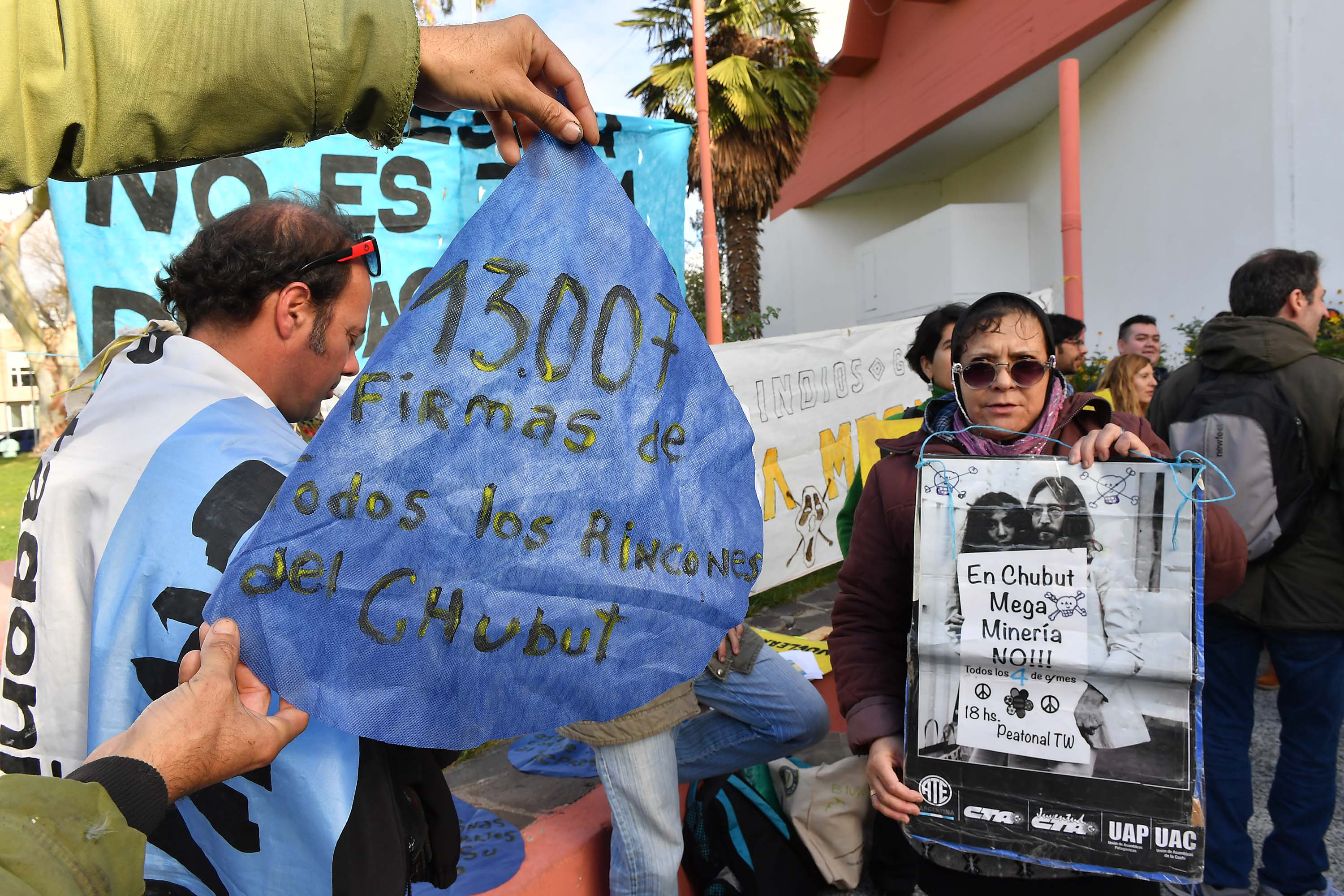 Cumbre Ambiental, con Das Neves y el Obispo Lahoz ,  rechazó “enérgicamente” la megaminería y la planta nuclear