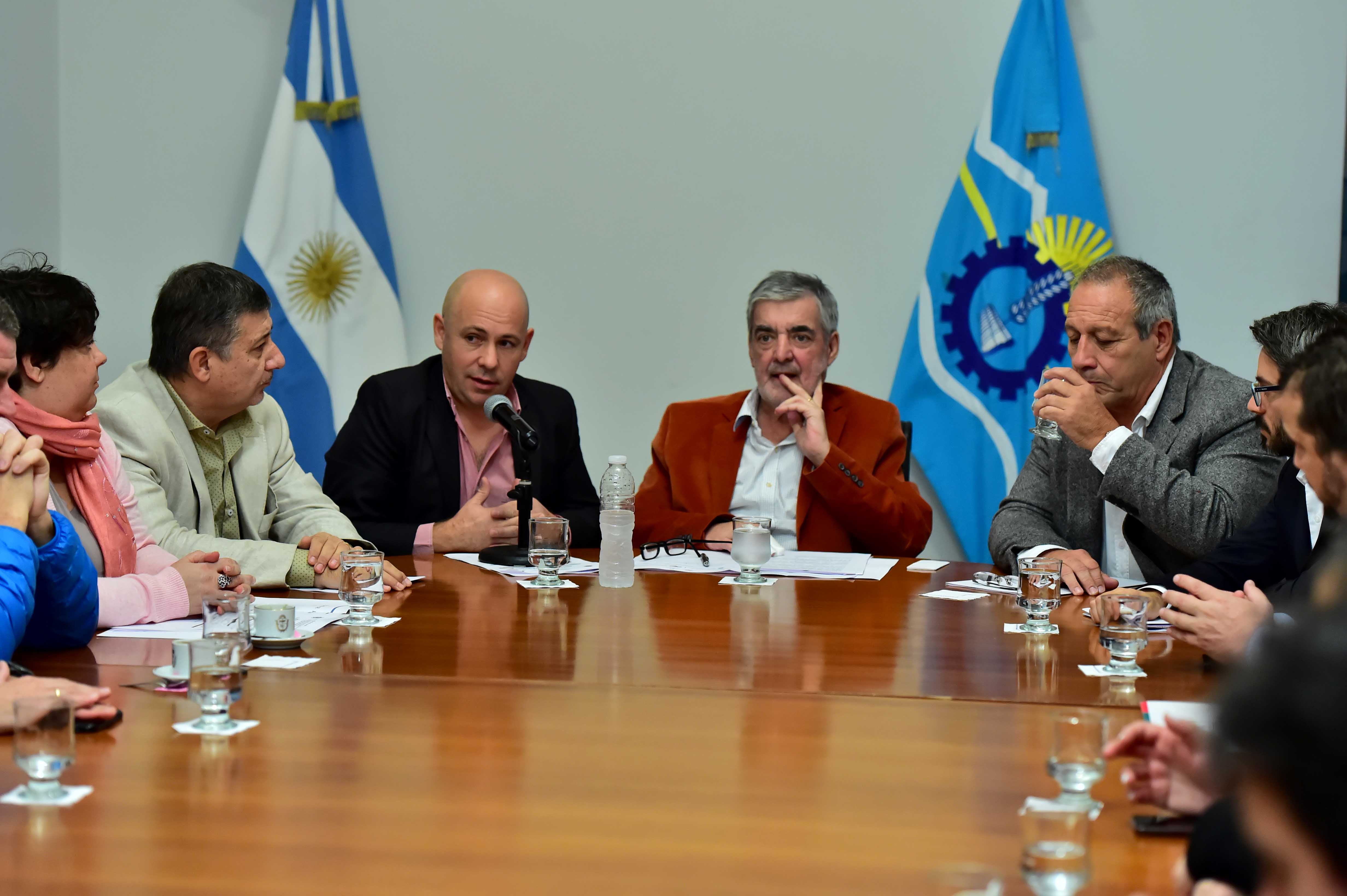 Das Neves y Sastre en la licitación por centro de salud para el barrio solana