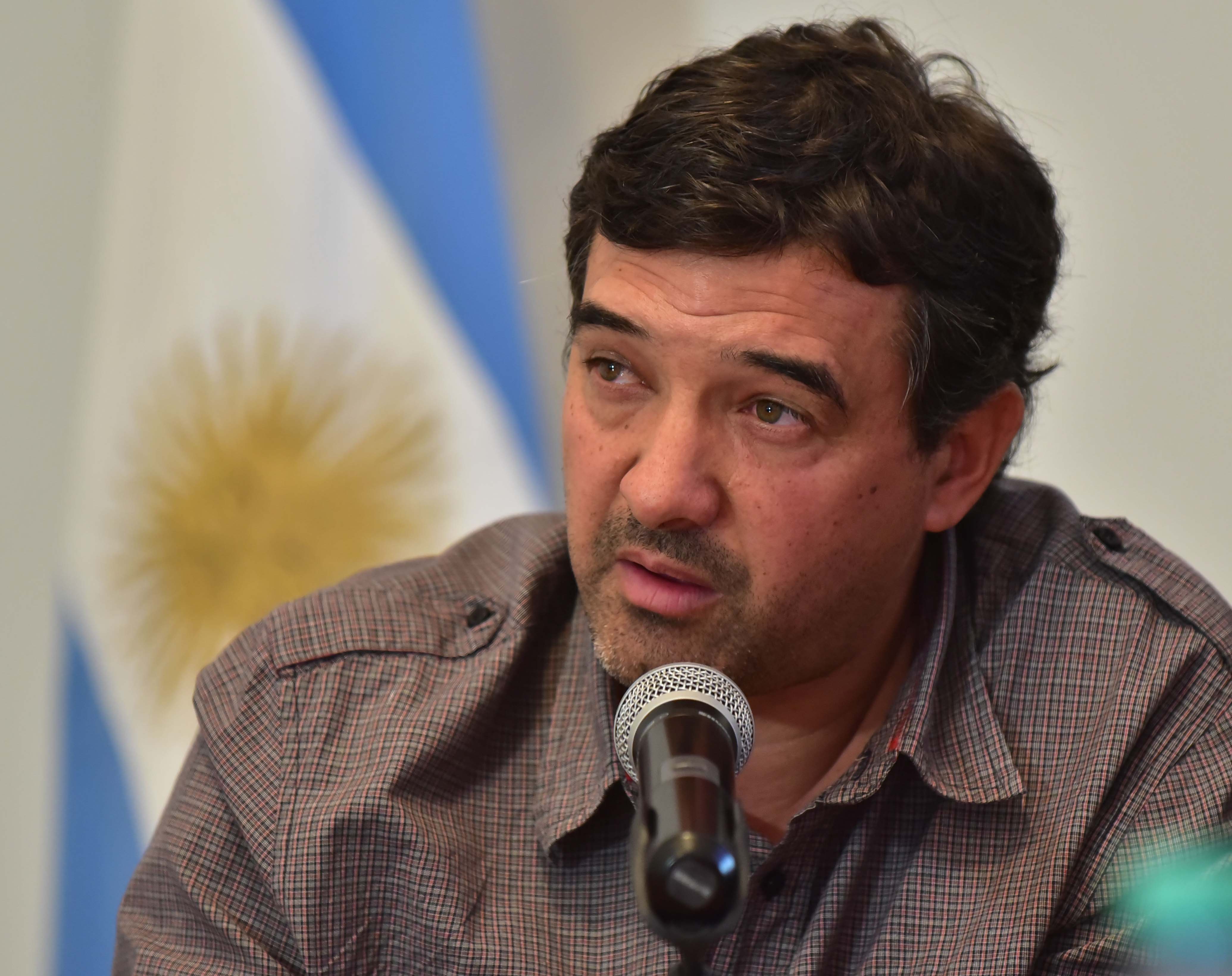 Albaini aseguró que Igón “más que diputado  nacional, es un mero comentarista de la realidad”