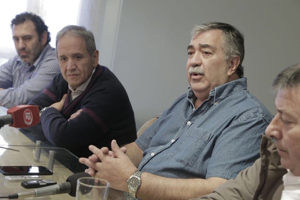 Héctor González aseveró que el gobierno quiere atacar los convenios colectivos de trabajo