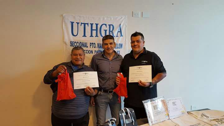 Uthgra entrego reconocimiento