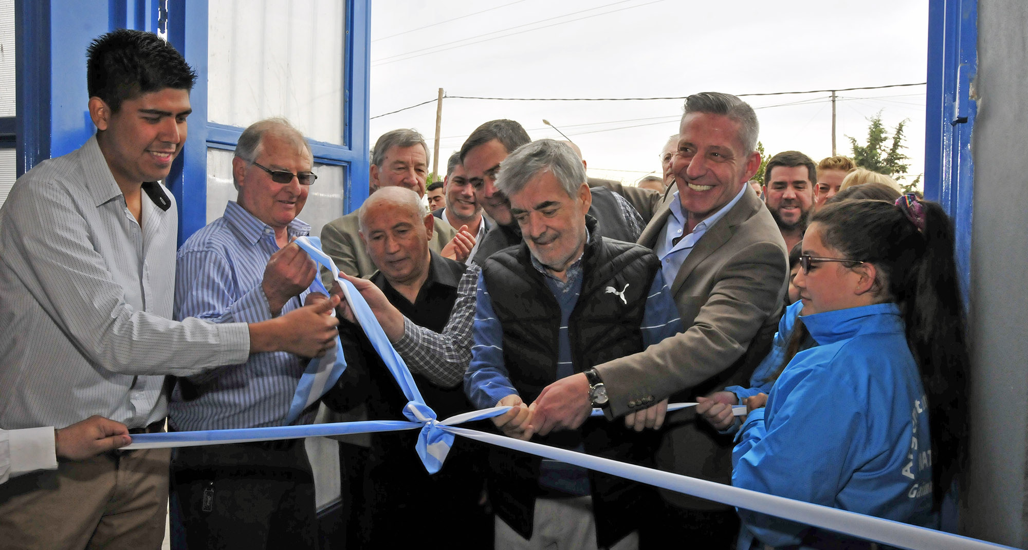 Das Neves inauguró el Gimnasio del Club Argentinos del Sur de Gaiman
