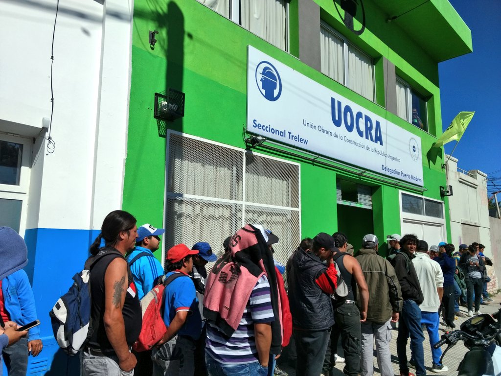 Suspensión masiva de trabajadores de la UOCRA