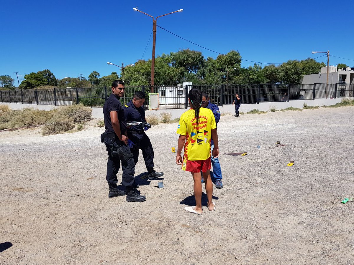 Individuo en grave estado, después de recibir un impacto de bala