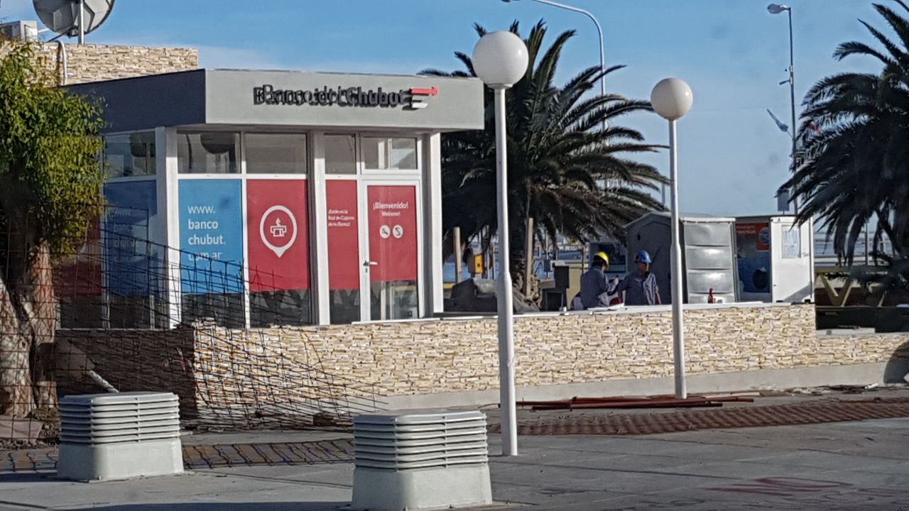 Inauguración del Cajero Automático del Muelle Luis Piedra Buena