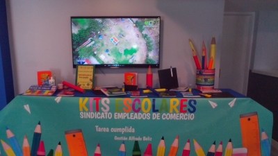 SEC: Entrega de Kits escolares