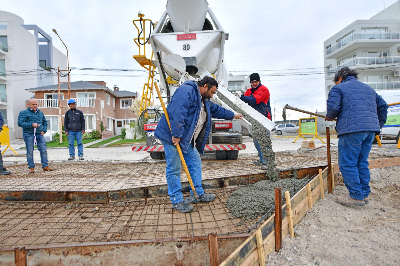 El Municipio está ejecutando obras complementarias de asfalto