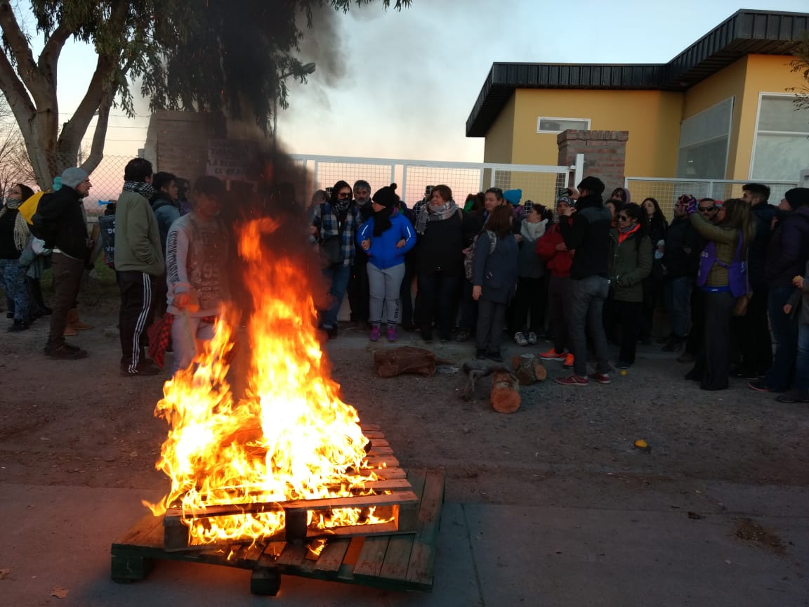 Los docentes no se van sin el acuerdo a sus paritarias