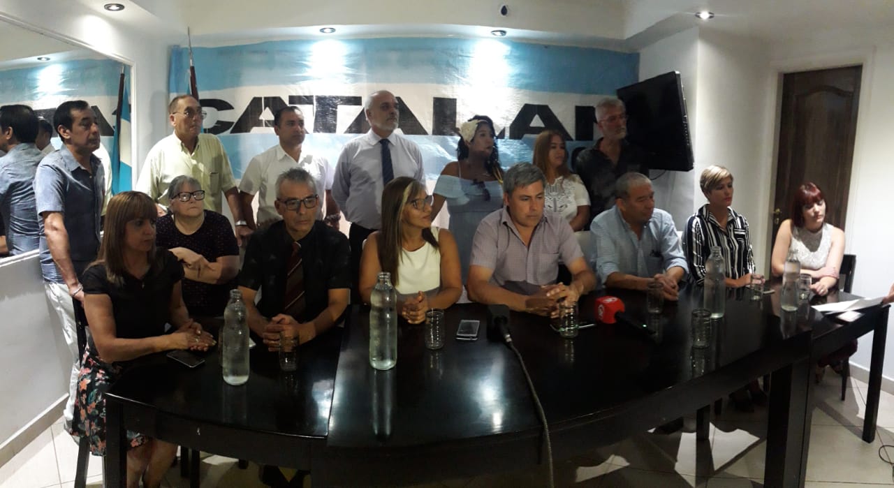 LUIS CATALÁN, PRESENTÓ A SU COMPAÑERA DE FÓRMULA