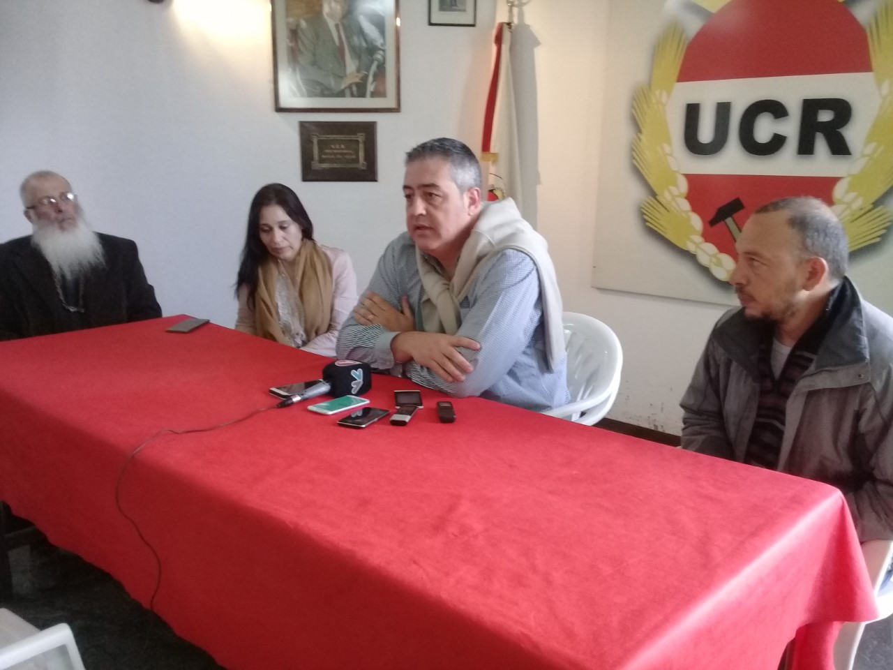 EBENE VA ACOMPAÑADO POR EL CANDIDATO A VICEINTENDENTE ALEJANDRO PETTOVELLO
