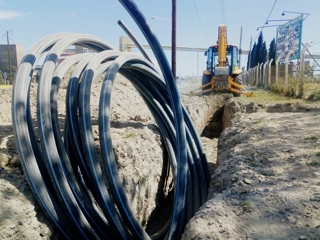 NUEVO TENDIDO DE RED DE  AGUA PARA LA ZONA PORTUARIA