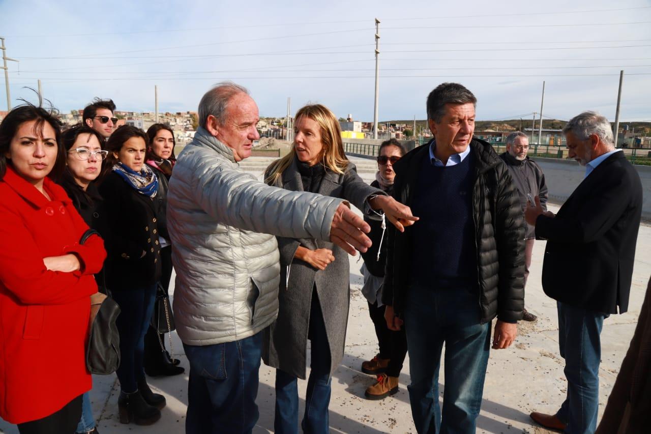 Menna participó en Madryn de la inauguración y recorrida de obras barriales por $86 millones financiadas por Nación
