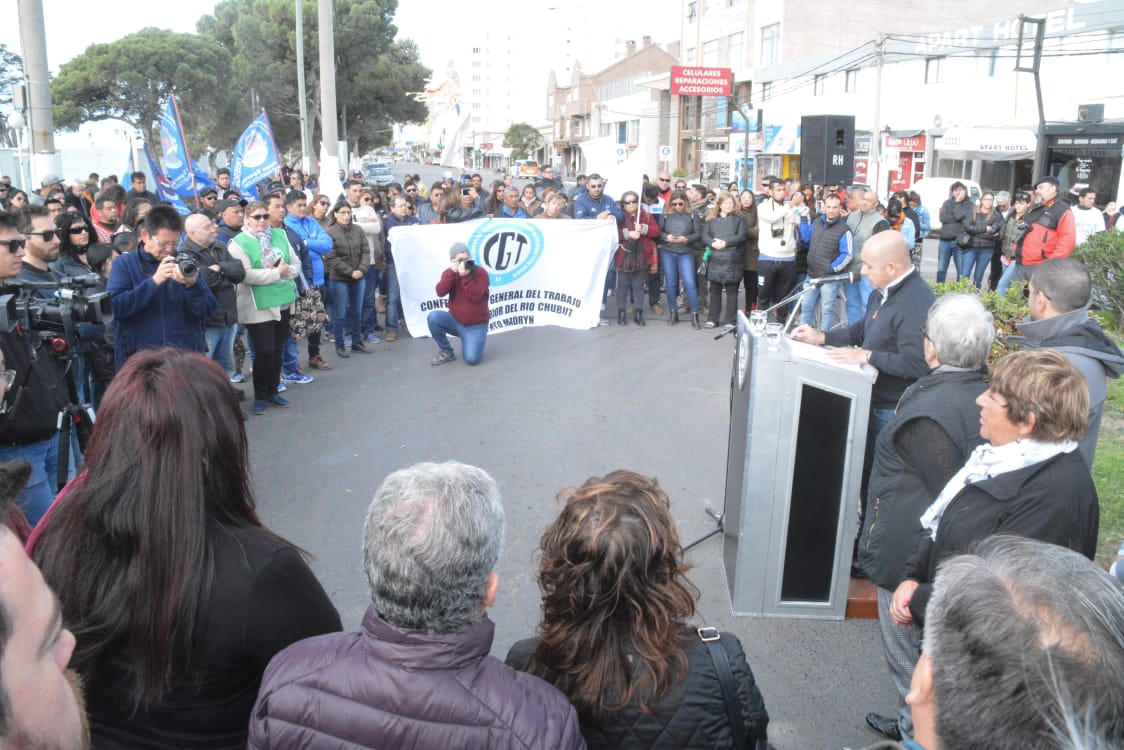 Sastre encabezó el acto por el día del trabajador