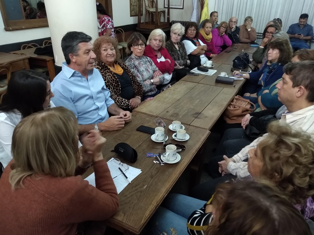 Frente de Jubilados y coincidieron en que Provincia y Municipios “deben cumplir con los aportes como manda la Constitución del Chubut”