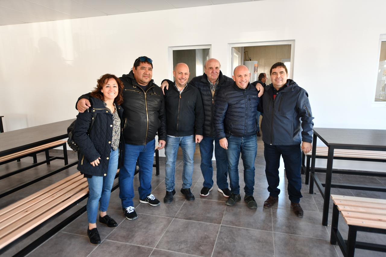 Se inauguró el Centro de Contrataciones en el Muelle Almirante Storni