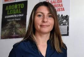 Gloria Sáez del PO incomodó a Linares en relación a su posición sobre el aborto legal