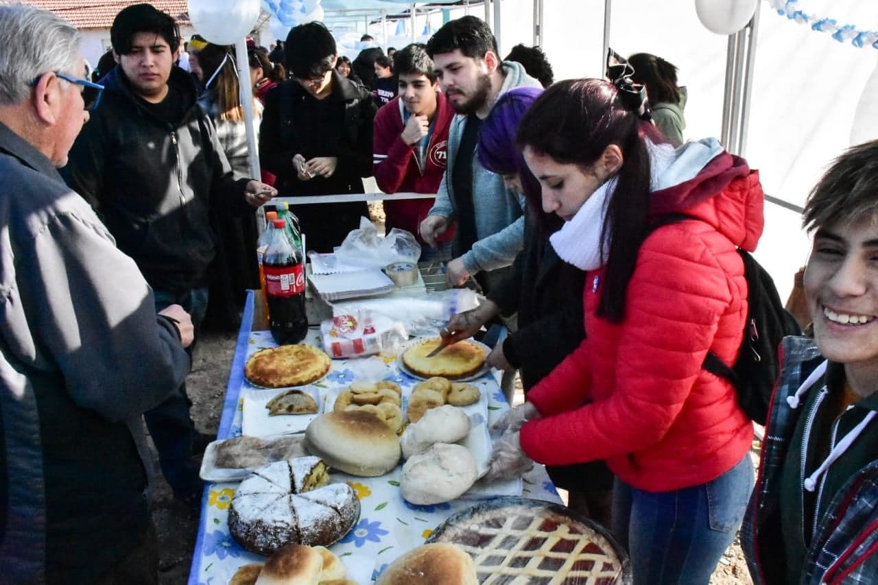 Feria de Platos Aniversario “Egresados 2019”