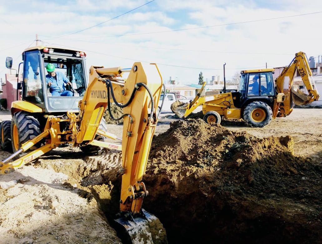 Renovación de colector cloacal principal y conexiones domiciliarias