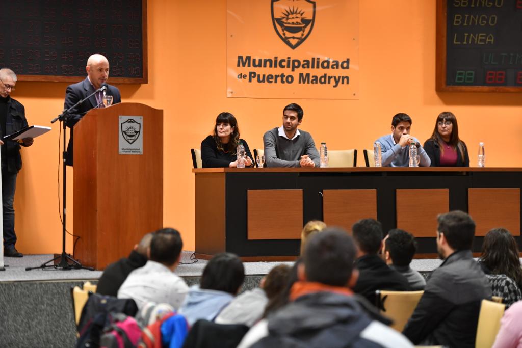 Sastre presidió las jornadas de capacitación para inspectores de bromatología de Chubut