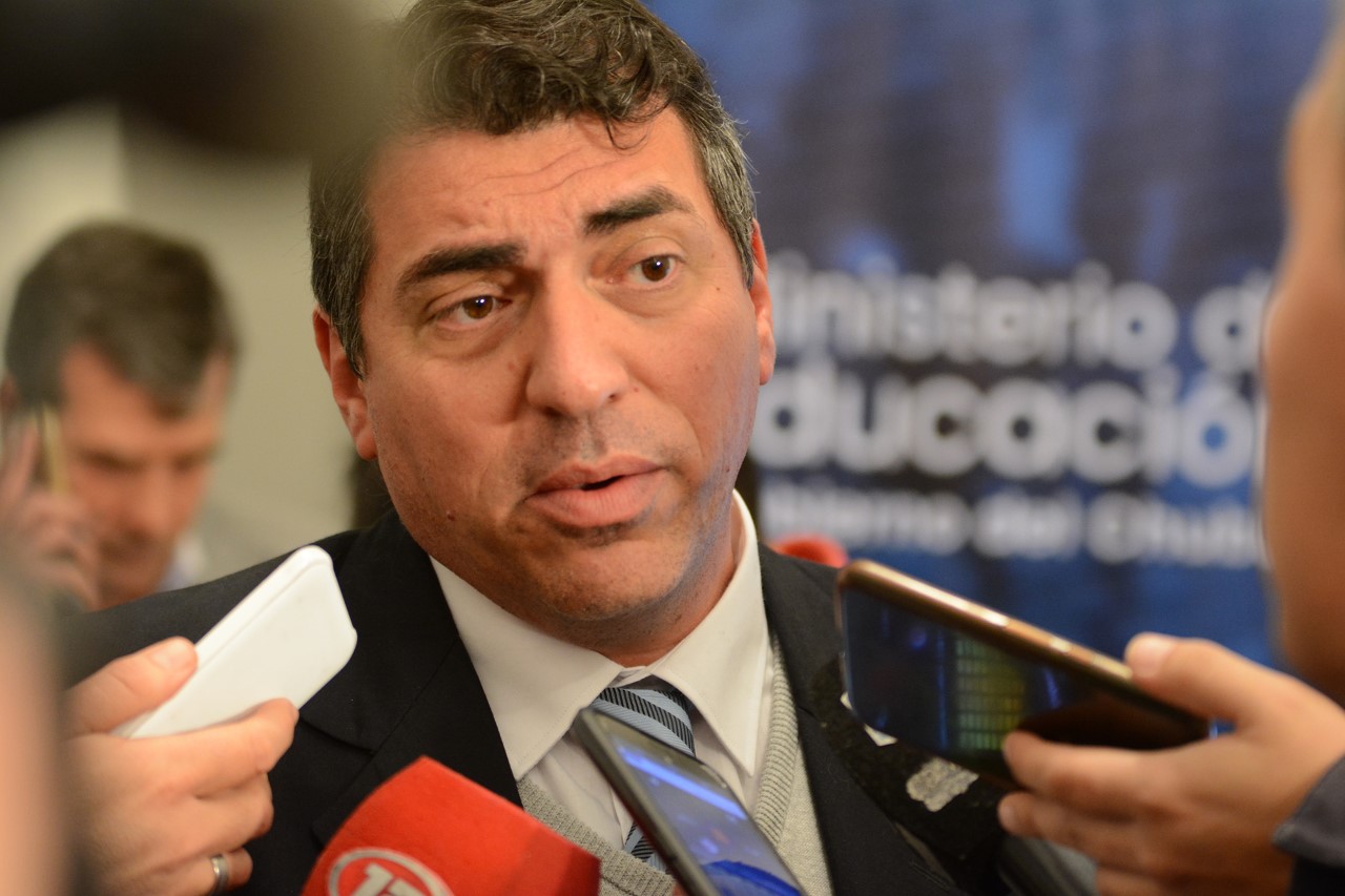 Renunció el ministro Leonardo De Bella