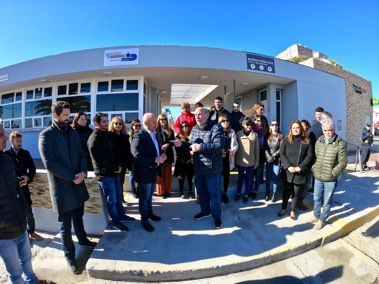 Ricardo Sastre recibió las llaves del nuevo espacio de oficinas de servicios y atención al turista