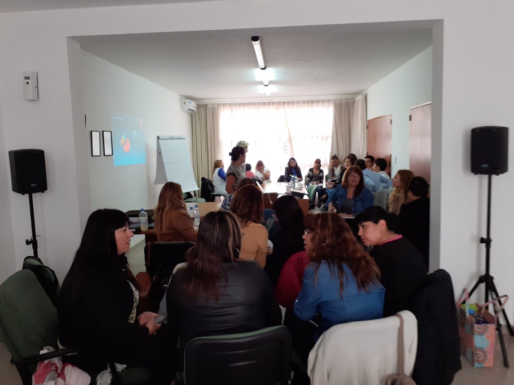 Comenzó en Puerto Madryn una capacitación sobre herramientas de facilitación de la comunicación y mediación