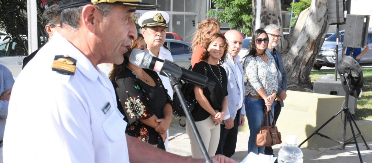 Conmemoración del aniversario de la creación y la primera jura de la Bandera