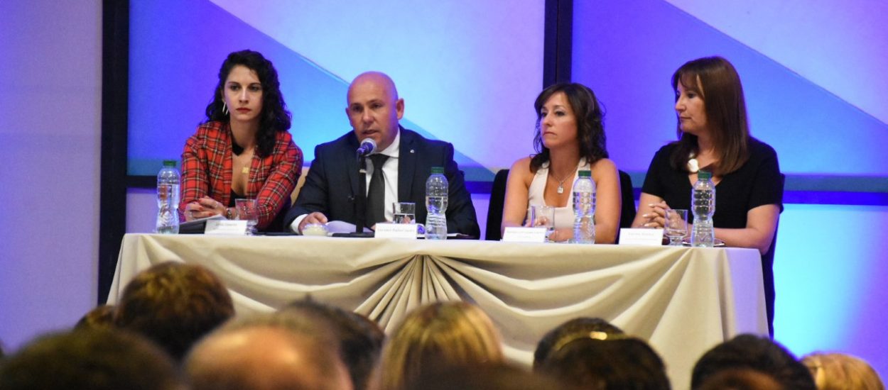Gustavo Sastre: “hay tres pilares  de los que no me muevo. No a las drogas, no a la violencia en cualquiera de sus formas y no a la megaminería”
