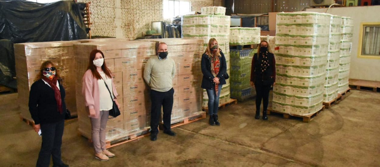 EL MUNICIPIO RECIBIÓ MÁS DE 8000 MIL KILOS DE ALIMENTOS NO PERECEDEROS