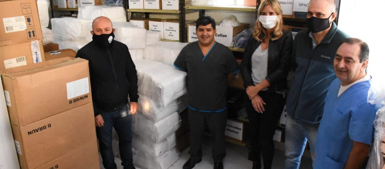 GUSTAVO SASTRE ENTREGÓ IMPORTANTE DONACIÓN DE INSUMOS AL HOSPITAL REGIONAL