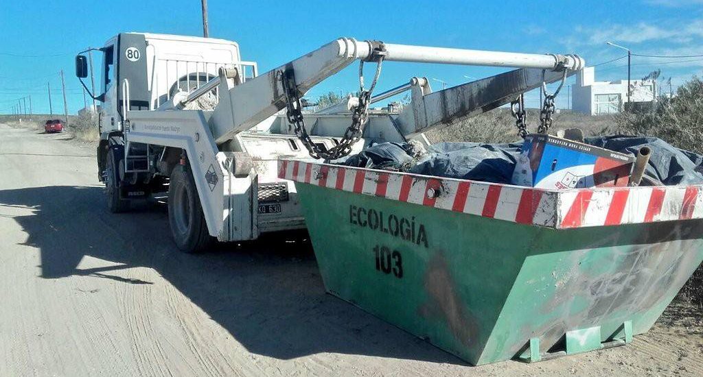 CAMPAÑAS DE LIMPIEZA EN LOS BARRIOS DON BOSCO Y LAS BARDAS