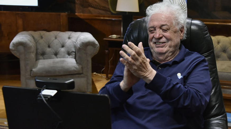 GINÉS GONZÁLEZ GARCÍA: “EL PRESIDENTE PUEDE DAR UNA BUENA NOTICIA”