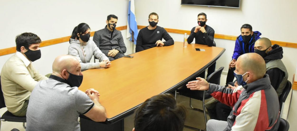 SASTRE SE REUNIÓ CON LOS REPRESENTANTES DE LOS GIMNASIOS