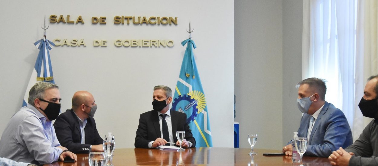 ARCIONI SE REUNIÓ CON MIEMBROS DE SU GABINETE PARA ABORDAR LAS GESTIONES REALIZADAS ANTE EL GOBIERNO NACIONAL EN BUENOS AIRES