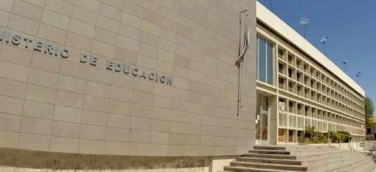 LA JUSTICIA REVOCÓ LA CAUTELAR DICTADA CONTRA LA RESOLUCIÓN DE EDUCACIÓN QUE DIO DE BAJA SUPLENCIAS