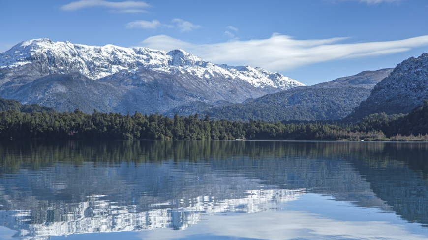 CHUBUT: LAGO PUELO, LOS ALARCES Y MARINO COSTERO