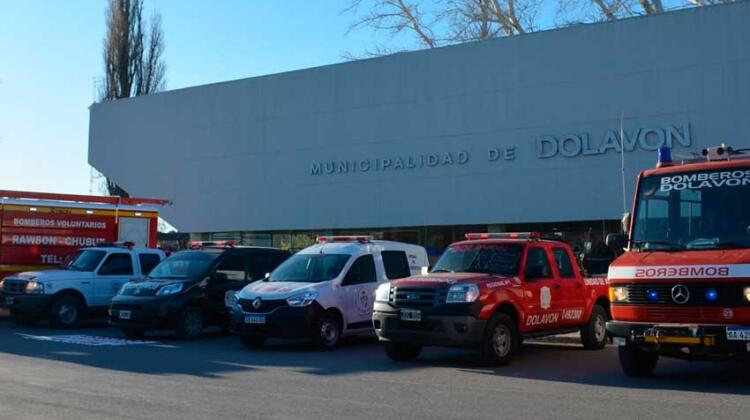 BOMBEROS EN ESTADO DE ALERTA Y MOVILIZACIÓN EN APOYO A SUS CAMARADAS DE DOLAVON