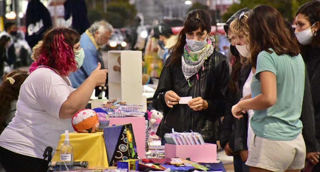 OTRO FIN DE SEMANA CON MERCADO CULTURAL AL AIRE LIBRE