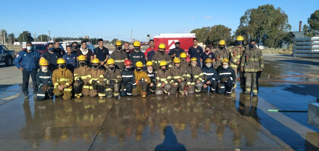 NUEVOS BOMBEROS PARA MADRYN, GAIMAN Y RAWSON