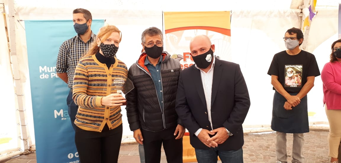 DISTINGUEN A DOS CIENTÍFICAS DEL CENPAT EN LA FERIA DE LOS PESCADORES ARTESANALES