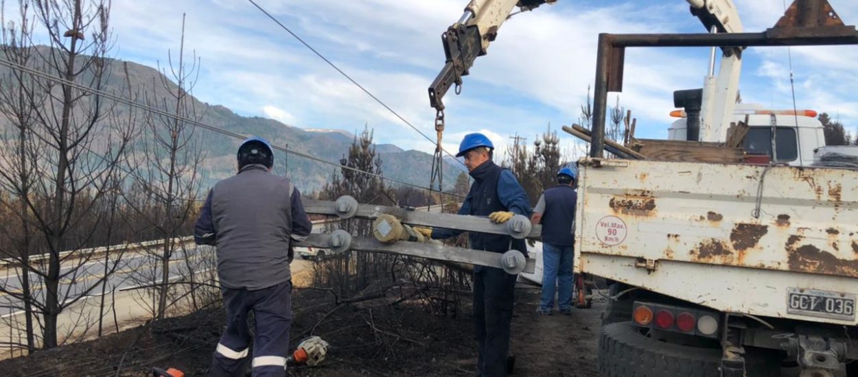 COMARCA ANDINA: EL GOBIERNO CULMINA LOS TRABAJOS DE RECONSTRUCCIÓN DE LOS SERVICIOS EN LOS SECTORES AFECTADOS POR EL INCENDIO
