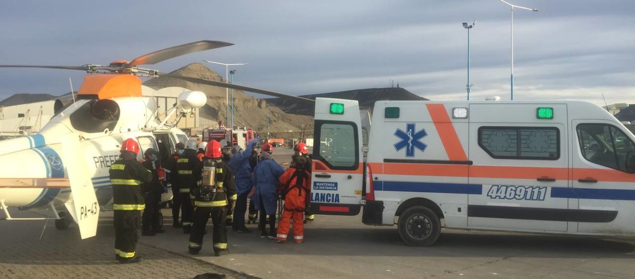 DRAMÁTICO OPERATIVO EN EL MAR: PREFECTURA AEROEVACUÓ A UN TRIPULANTE