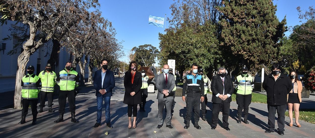 DÍA DE LA SEGURIDAD VIAL: RÍO PICO, CAMARONES Y JOSÉ DE SAN MARTÍN IMPLEMENTARÁN LA LICENCIA ÚNICA NACIONAL DE CONDUCIR