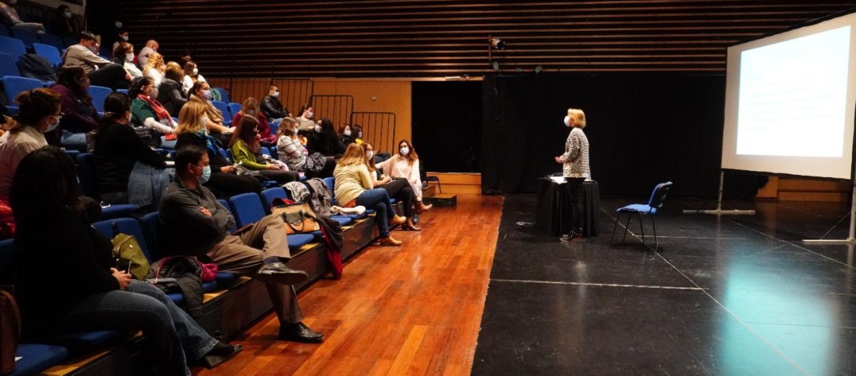 SALUD REALIZÓ EN COMODORO UNA JORNADA SOBRE ESTRATEGIAS PRIORIZADAS DE MATERNIDAD, INFANCIA Y ADOLESCENCIA