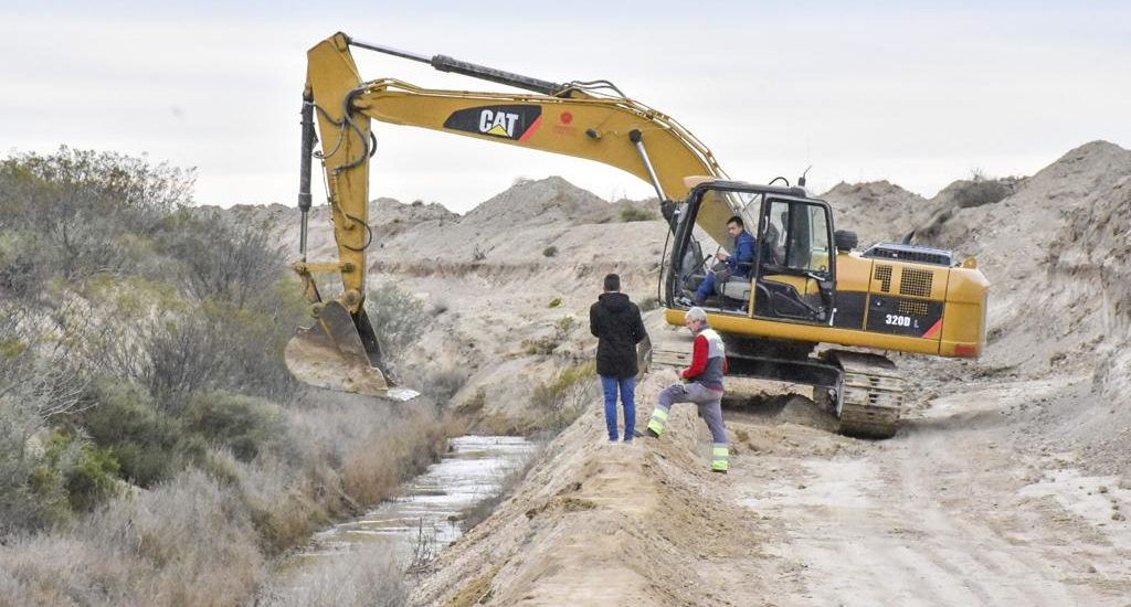 SE REALIZAN TRABAJOS DE PERFECCIONAMIENTO DEL SISTEMA DE AGUA DE REÚSO