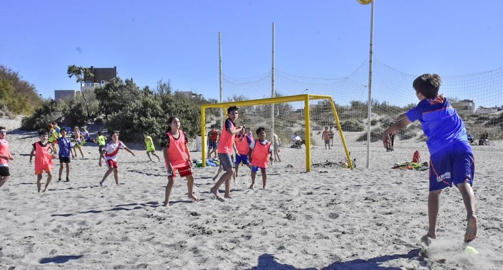 EL DOMINGO 3 DE OCTUBRE ARRANCA EL TORNEO DE FÚTBOL PLAYA