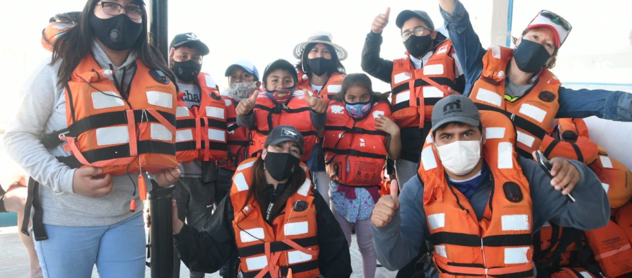 UN CONTINGENTE DE LA ESCUELA Nº 62 DE YALA LAUBAT PUSO EN MARCHA EL PROGRAMA DE TURISMO EDUCATIVO Y SOCIAL “CONOCIENDO CHUBUT”