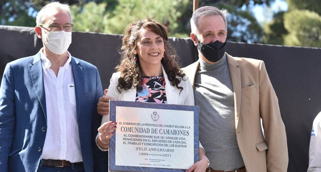 EL GOBIERNO DEL CHUBUT CELEBRÓ EL 121º ANIVERSARIO DE CAMARONES CON FIRMA DE CONVENIOS E INAUGURACIÓN DE OBRAS