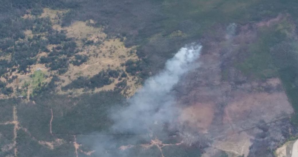 BRIGADISTAS LOGRARON CONTENER INCENDIO EN RÍO PICO